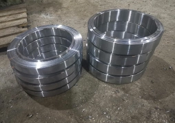 Кольцо на…